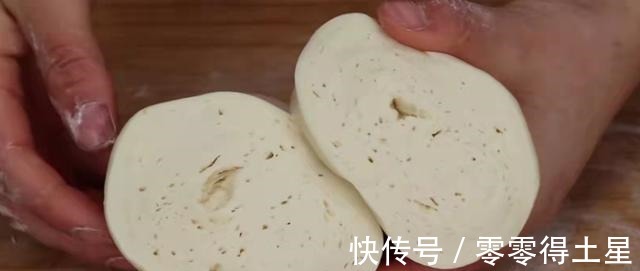 面粉怎么揉才光滑，20年的老保姆教你一招，简单又快速，超级实用！