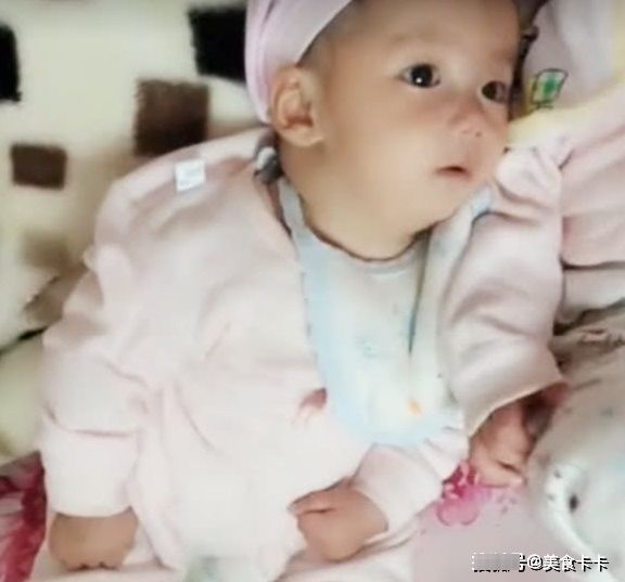 弟弟|弟弟看哥哥一直在哭闹，接下来弟弟一脸淡然的样子，太逗了