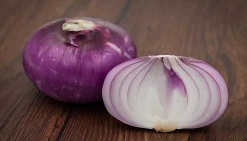 女性想爱美，不妨多吃3种食物，补益气血，调肝养血，滋养血液