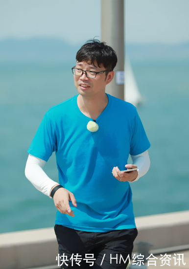 王迅被贾乃亮用洗脚水泼脸遭侮辱,演艺圈通病,不火的明星没人权