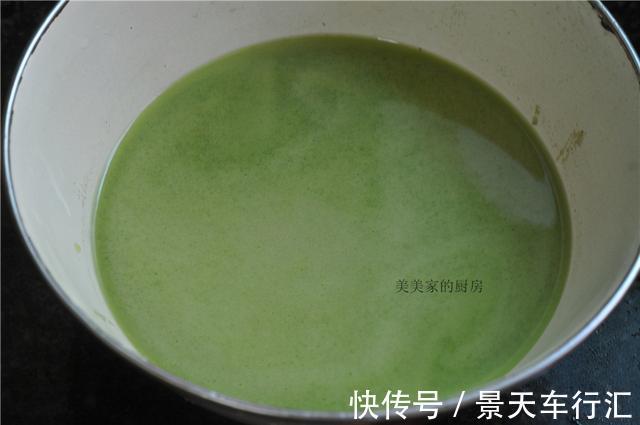 胡萝卜丝|天太热，儿子天天要吃薯粉皮！蒸一蒸拌一拌，凉滋滋的太开胃了
