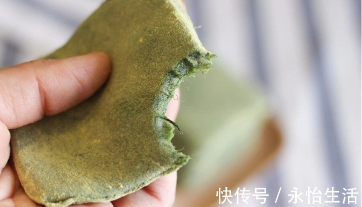 中年|女人到了中年,这菜建议多吃,蒸一蒸清香解馋,助眠安神,气色好