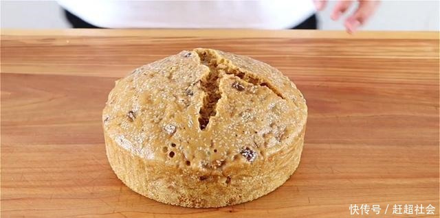 这美食,一年四季都能做,营养丰富还好吃,做法很简单