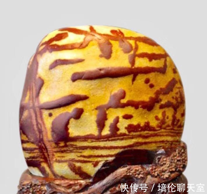 丹景石|这里据说是李白的故乡,有人收藏了块石头,画面还真像诗仙望月