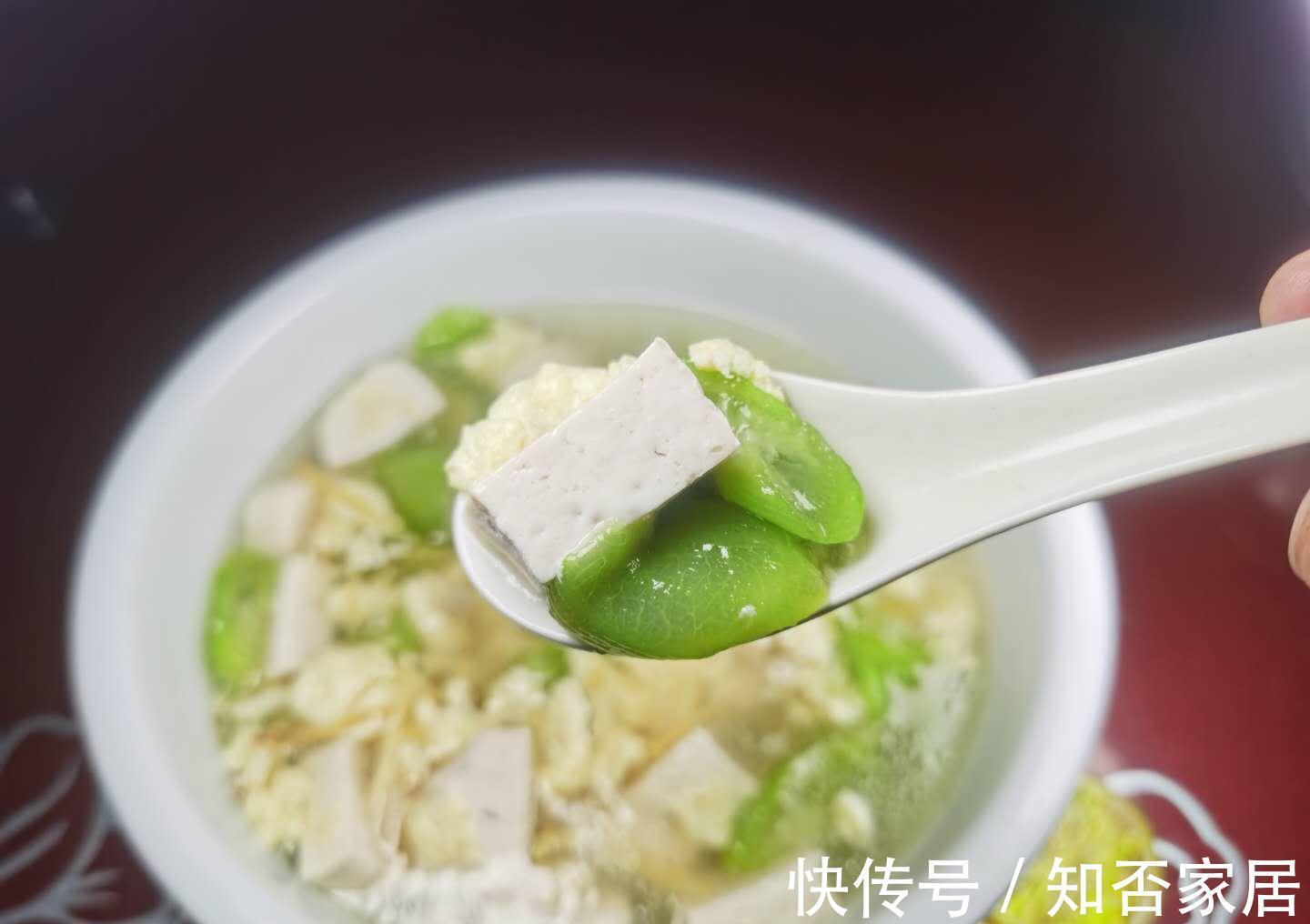 国庆家宴，推荐6菜2汤，荤素搭配，简单又可口，全家团圆吃得开心