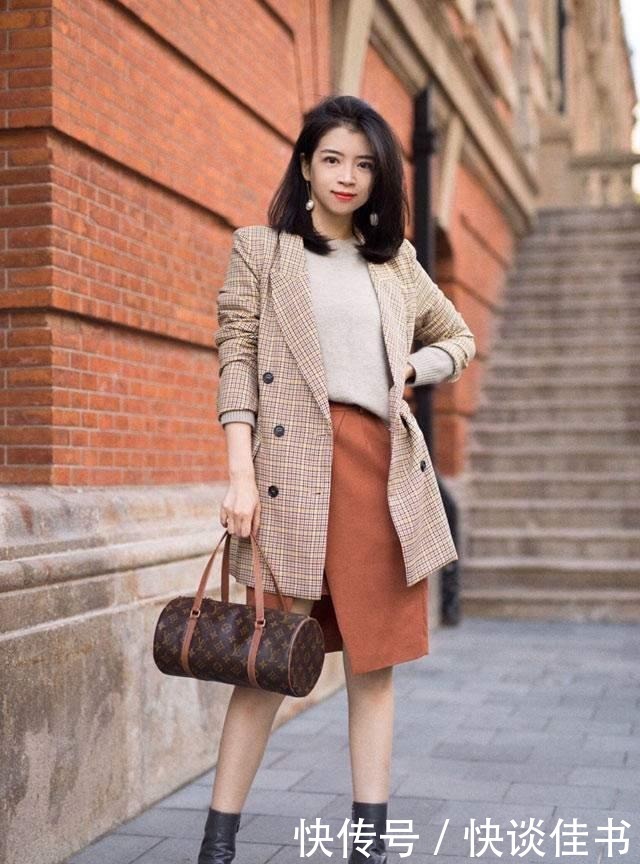 上装|初冬建议多穿裙装!无论搭配什么上装都显气质,和冬天很配