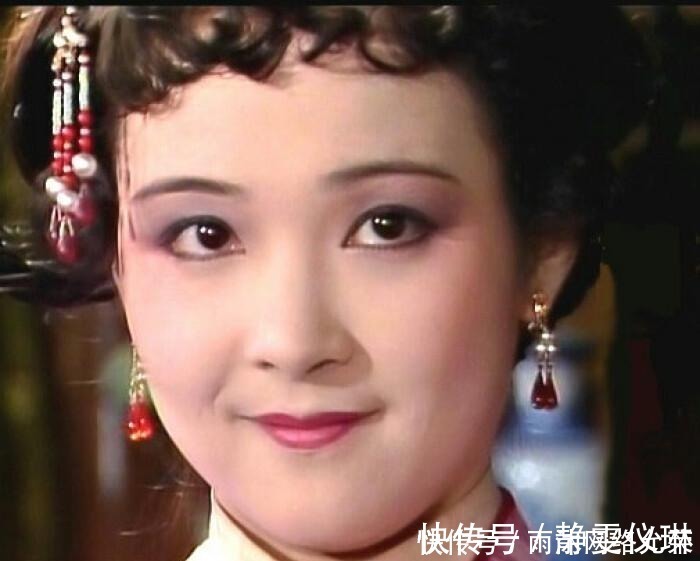 曹公&薛宝琴是《红楼梦》里的局外人？一出场就惊艳，为何早早退场？