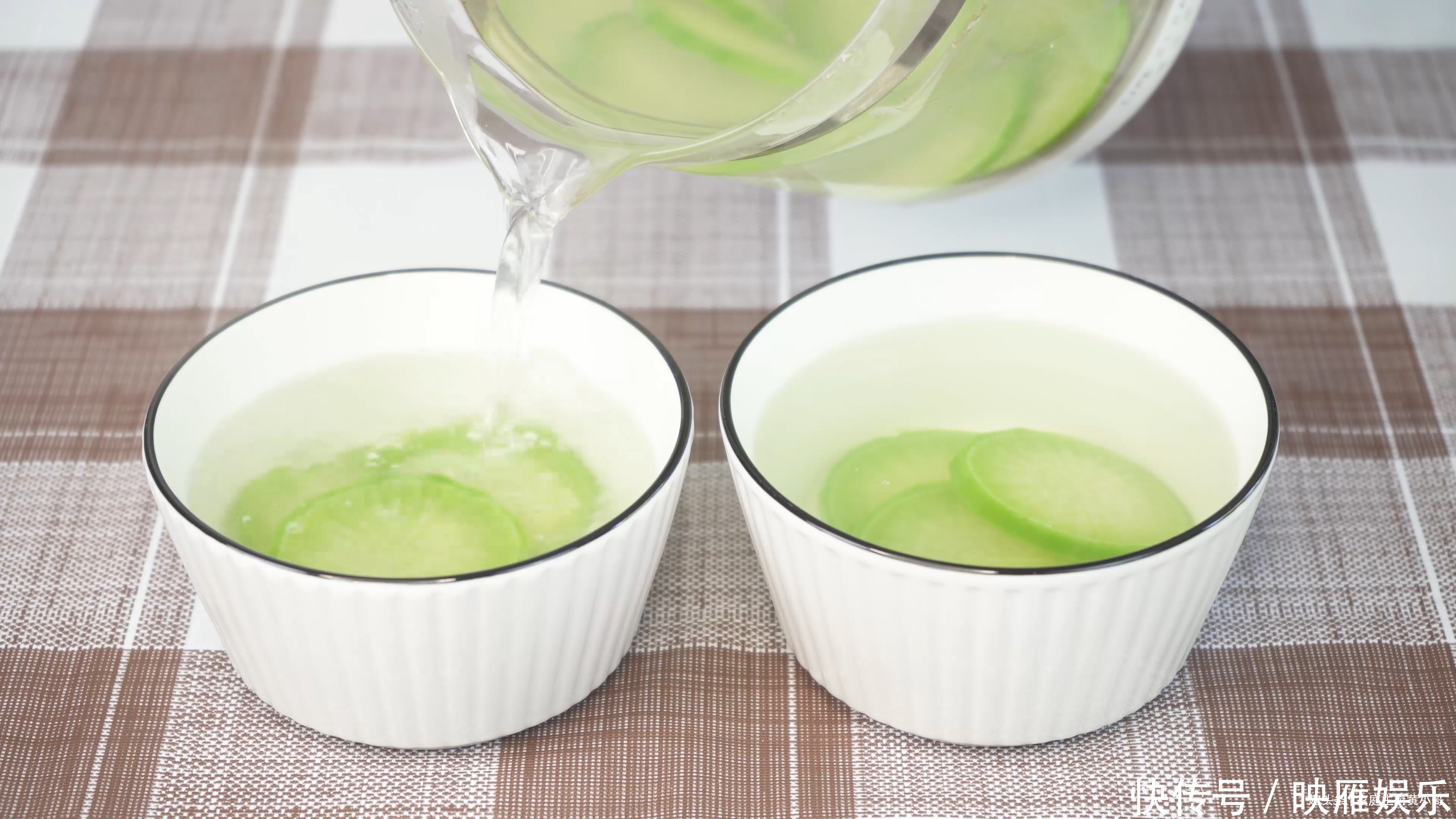 93岁奶奶喝了一辈子的萝卜茶,做法过程全部教你,很简单也营养