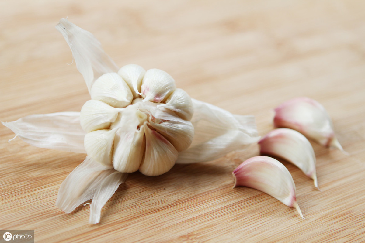 香蕉|高血压患者怎样降低血压,教你8个好习惯!