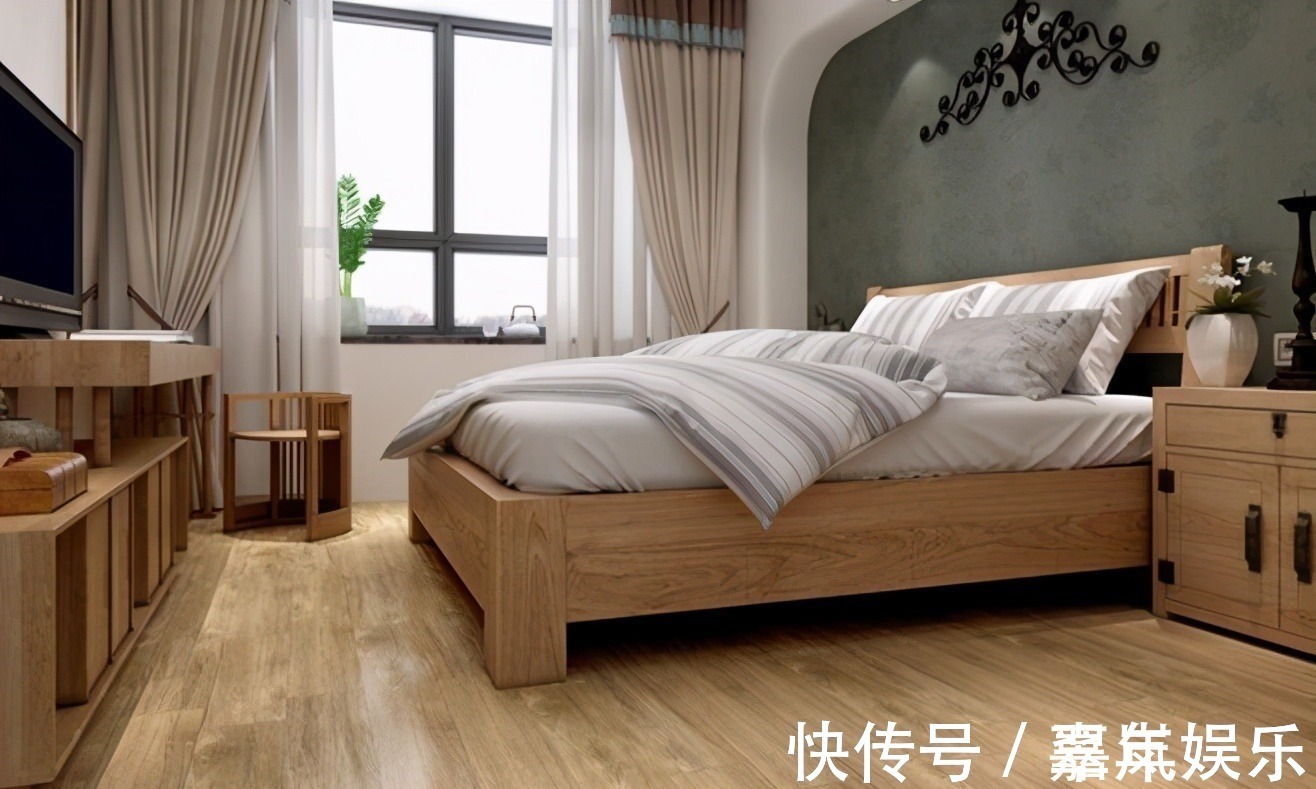 秋老虎|不听劝阻,父母坚持卧室铺瓷砖,入住2年后,只能说真香!