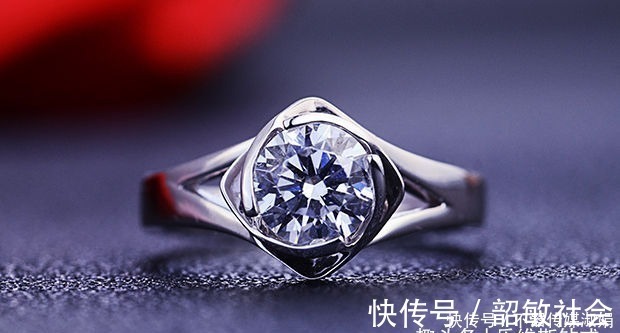 钻石 铂金戒指多少钱?影响铂金戒指价格的因素有哪些?