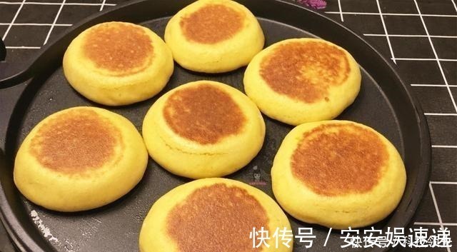 老太太|教你玉米松饼正宗做法，掌握2个小技巧，简单好吃，松软香甜