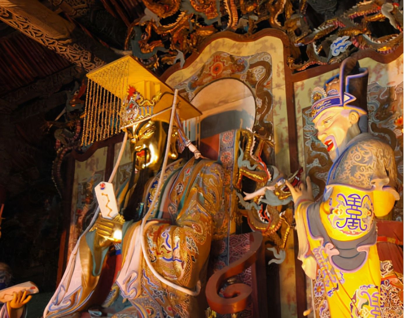 关羽|三国武将那么多，为什么只有关羽成为武圣？连姜子牙都被比下去了