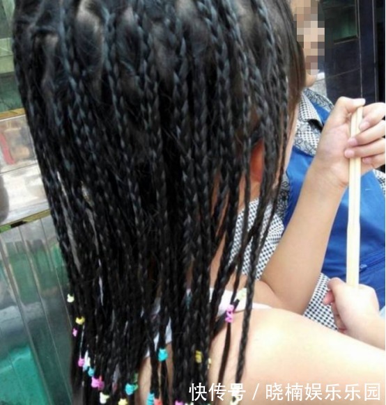孩子|幼儿园老师给孩子扎头发,宝妈看后心疼不已,老师:要么直接剪短