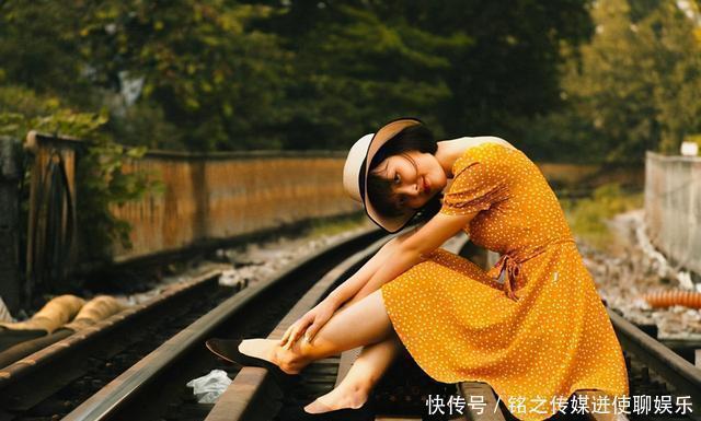 炫耀|越是没出息的人,越喜欢炫耀这三样东西,却不知被人看不起