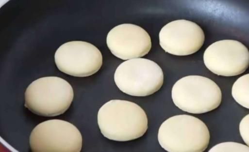 用油|一根山药,半碗面,教你新吃法,不用水,不用油,松软香甜超好吃