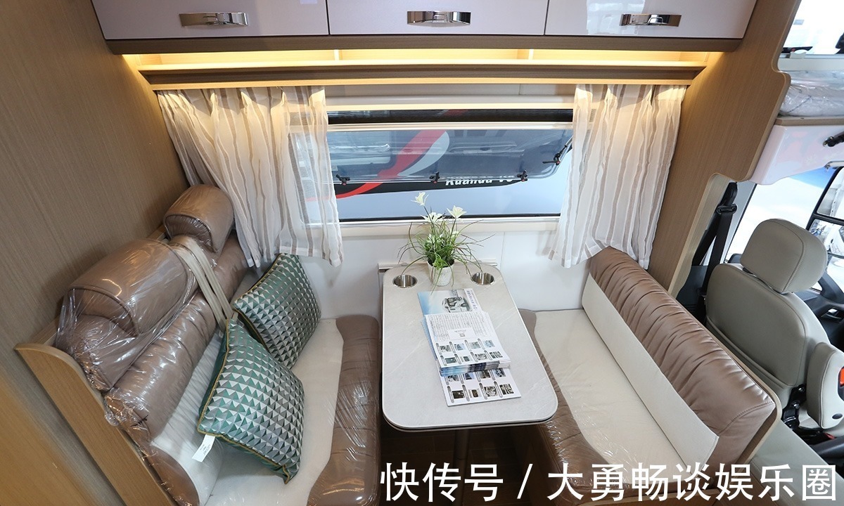 美景|美景美家卡居一号发布,平头大额头房车,通舱设计是亮点