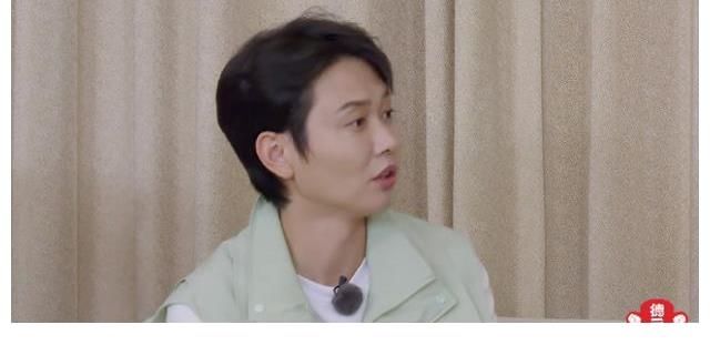 團綜|又到秦霄賢念任務卡時間，張九南尚九熙昏昏欲睡，孟鶴堂邊吃邊聽