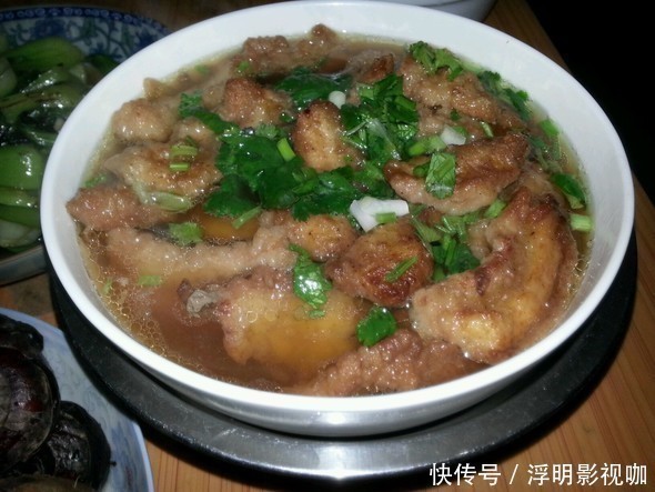 损害|女人怀孕后有4种食物要避开，会增加体内毒素，损害宝宝健康