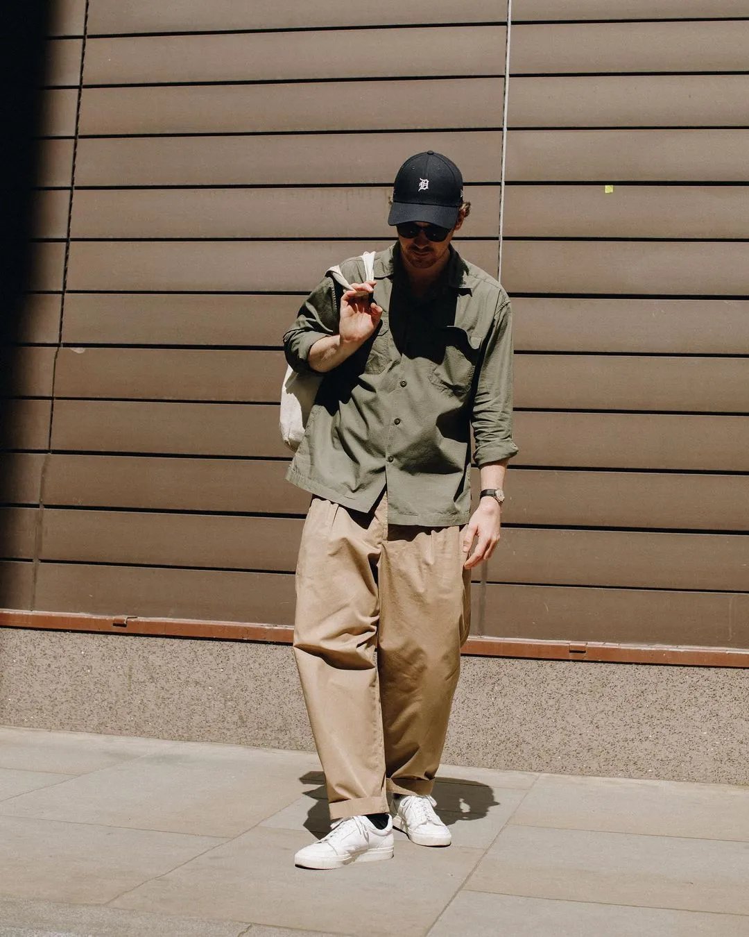 英国版“张志明”？他会让你彻底爱上“三色基础款”