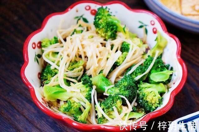 家有小学生，早餐不将就，早起半小时，每天一大桌，营养足味道好