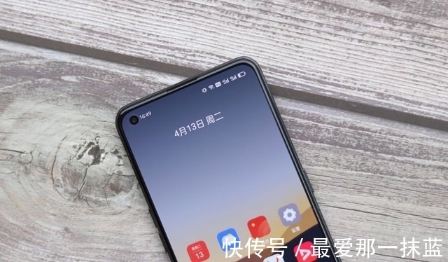 旗舰|从2499元跌至1699元，12GB+256GB，65W闪充顶配旗舰一降再降