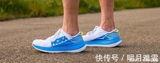 碳板 只有中底,没有大底的跑鞋,你想不到这双Hoka有多耐磨