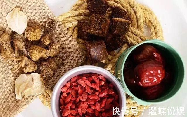 长寿|吃枸杞子有6大功效,教你4招正确吃枸杞,长寿健康每一天