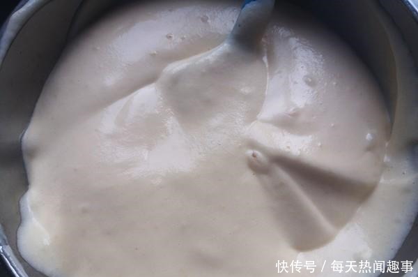  做蛋糕就要用烤箱教你一款无油小蛋糕，保证好吃到不想停