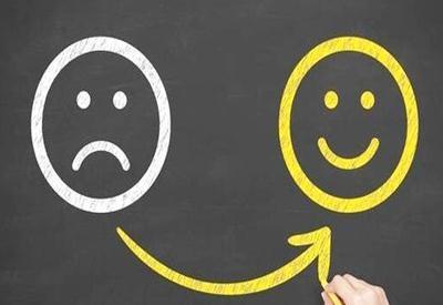 胃炎|51岁张文宏对胃病、胃炎患者提出的2点建议，言简意赅，或有帮助