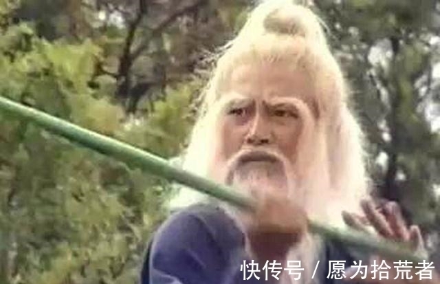 武功$《射雕》中周伯通的功夫高深莫测,他比洪七公还高吗?听他怎么说