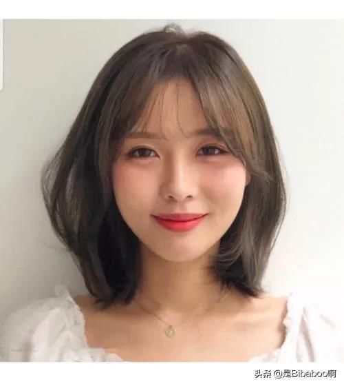 圆脸型女生适合哪些时尚又可爱的短发发型？