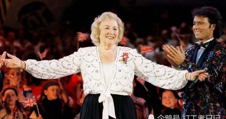 记忆|维拉·林恩夫人去世,享年103岁——照片中的记忆