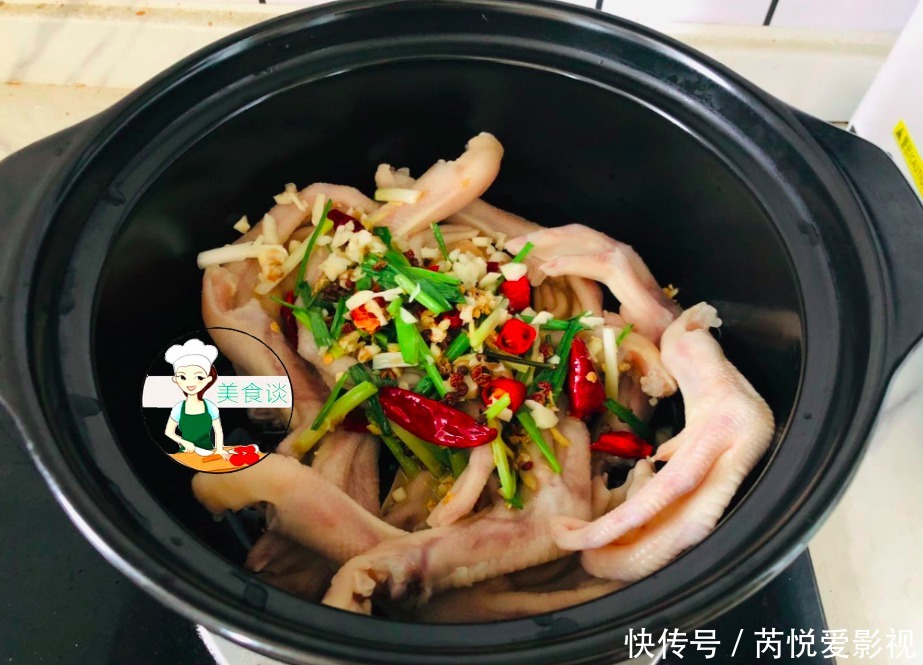 Á¹°èѼצ´Ë×ö·¨£¬ÏÊÏãÈëζ£¬Ô½³ÔÔ½Ï㣬ºÃ³Ôµ½ÌòÊÖÖ¸£¬¼ÒÈ˶¼°®³Ô