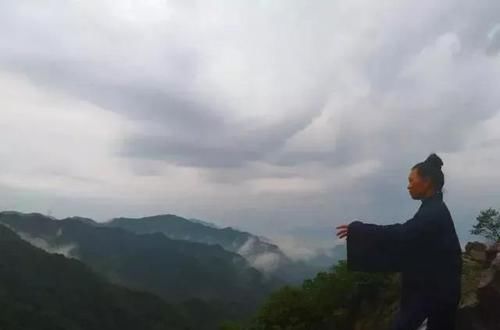 意念|养生秘诀——气在人不衰,跟古人学“养气十六诀”,气色好不生病