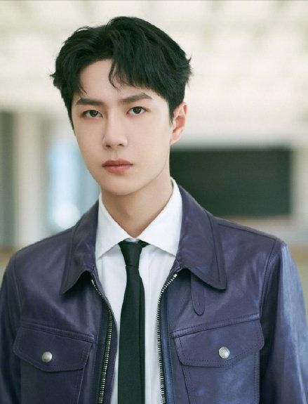 《华彩少年》开播，黄子韬表演武术、王一博情商高、周深很贴心