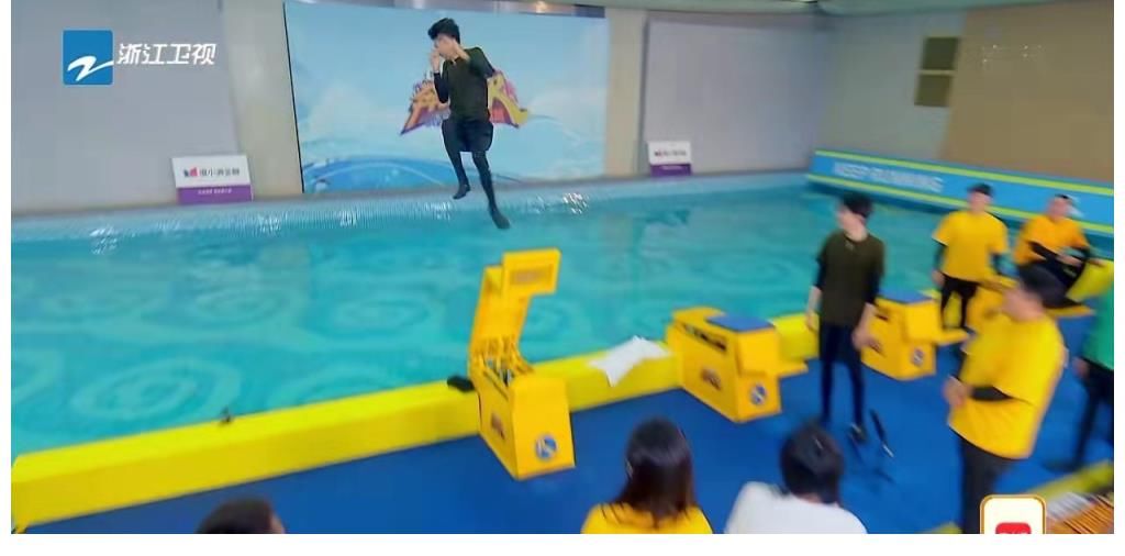 Baby玩不起说对方鸡贼？李晨指挥不当？