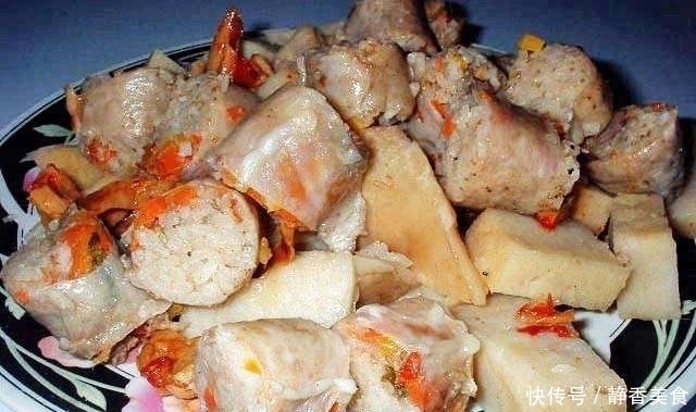 大哥卖特色小吃十年,20元一碗出锅就被抢,顾客怎么吃都不腻