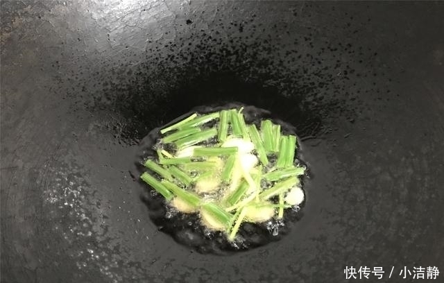 光盘|夏天,隔三差五吃的菜,做时多加一料,鲜香入味,每次都光盘