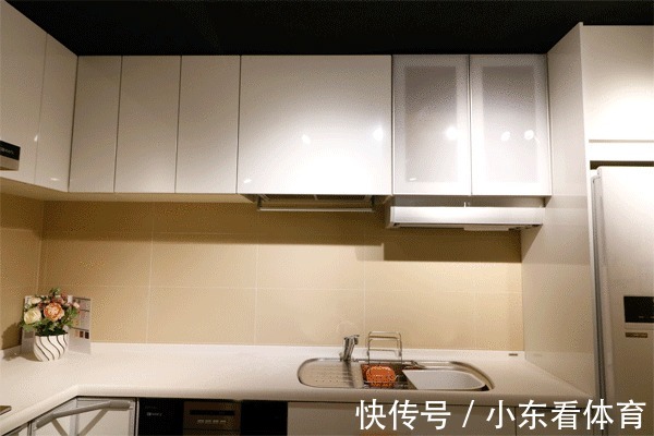 吊柜|2021年的厨房如何设计?避开这4个错误,让你家厨房更好用