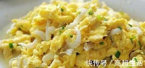 鸡蛋的新做法,不放一滴油,鲜嫩好吃还健康,油炒已经过时了