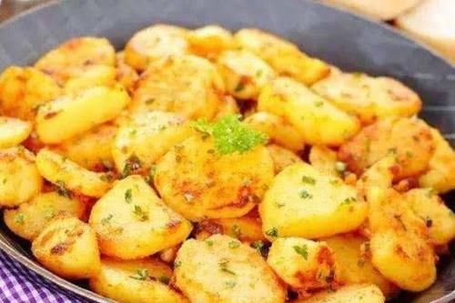 女人最担心脸生皱纹，吃几种食物，美白祛斑、滋养肌肤、延缓衰老