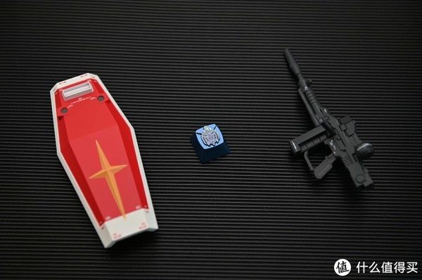 ikbc|童年的回忆——ikbc×ZOMO高达金属键帽