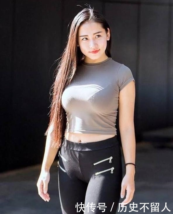 小姐姐|丰满的小姐姐,身穿紧身打底裤,展现的绰约多姿,妩媚性感