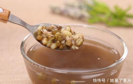 解毒作用|绿豆汤解暑又解毒,但也有副作用,慢性病患者还是少喝为好