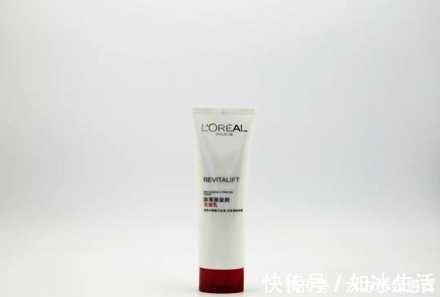 效果|14款洗面奶试用评价:佰草集去油效果差;丝塔芙评分较低