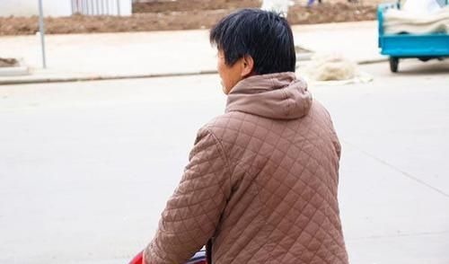 大豆异黄酮|女性过了50岁,体内雌激素慢慢减少,补充雌激素的食物有哪些?