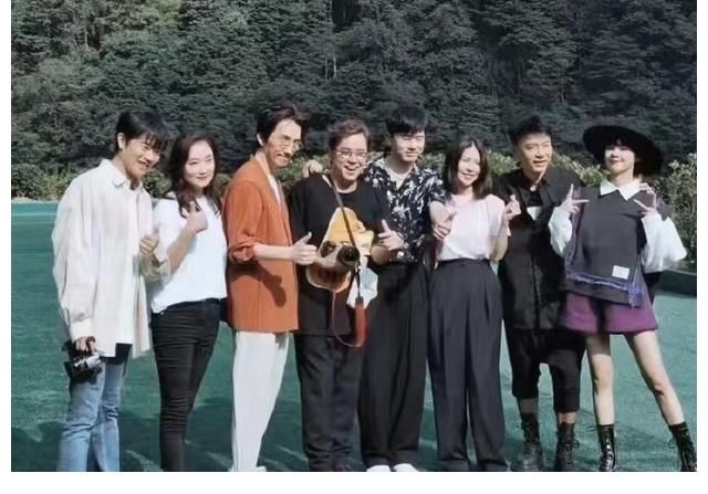 芒果綜藝有天花板了！《時(shí)光音樂會(huì)》開播受好評(píng)，被6家央媒夸贊