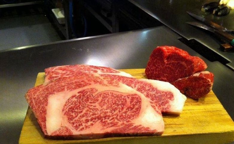 流产|孕期别沾这7种食物,可能会导致胎儿流产,孕妈再喜欢吃也要忍住