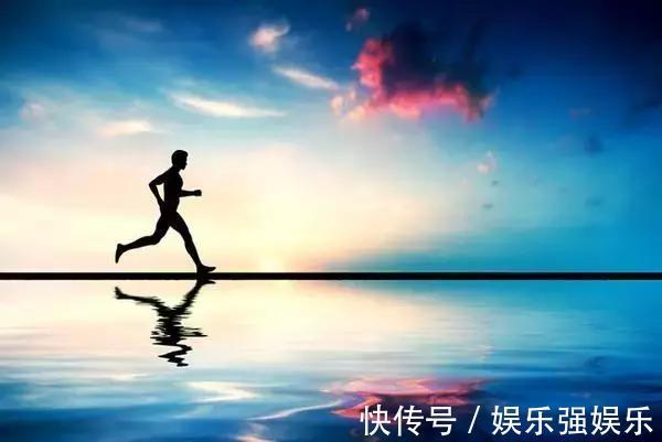 家长|兄妹二人,先后入院,医生提醒家长一种“水”少给孩子喝!